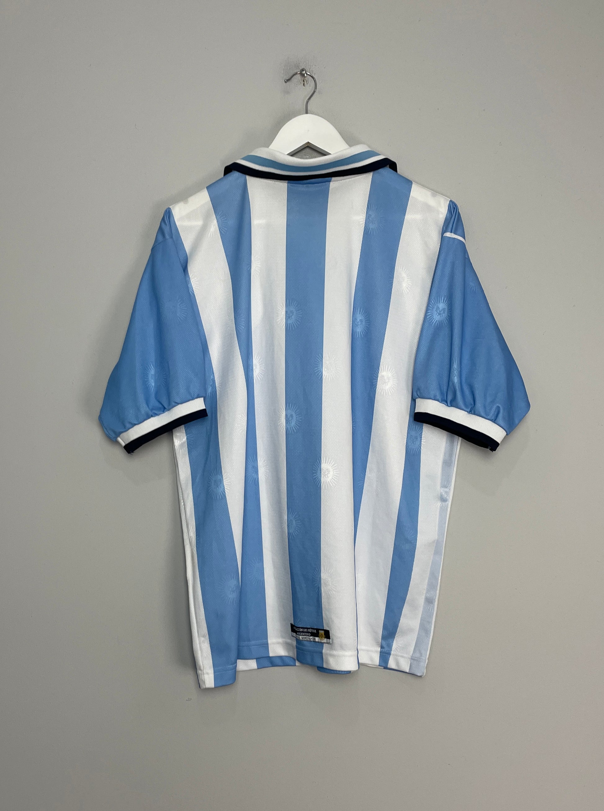 CULT KITS - 1999/00 ARGENTINA HOME SHIRT (L) REEBOK – Cult Kits