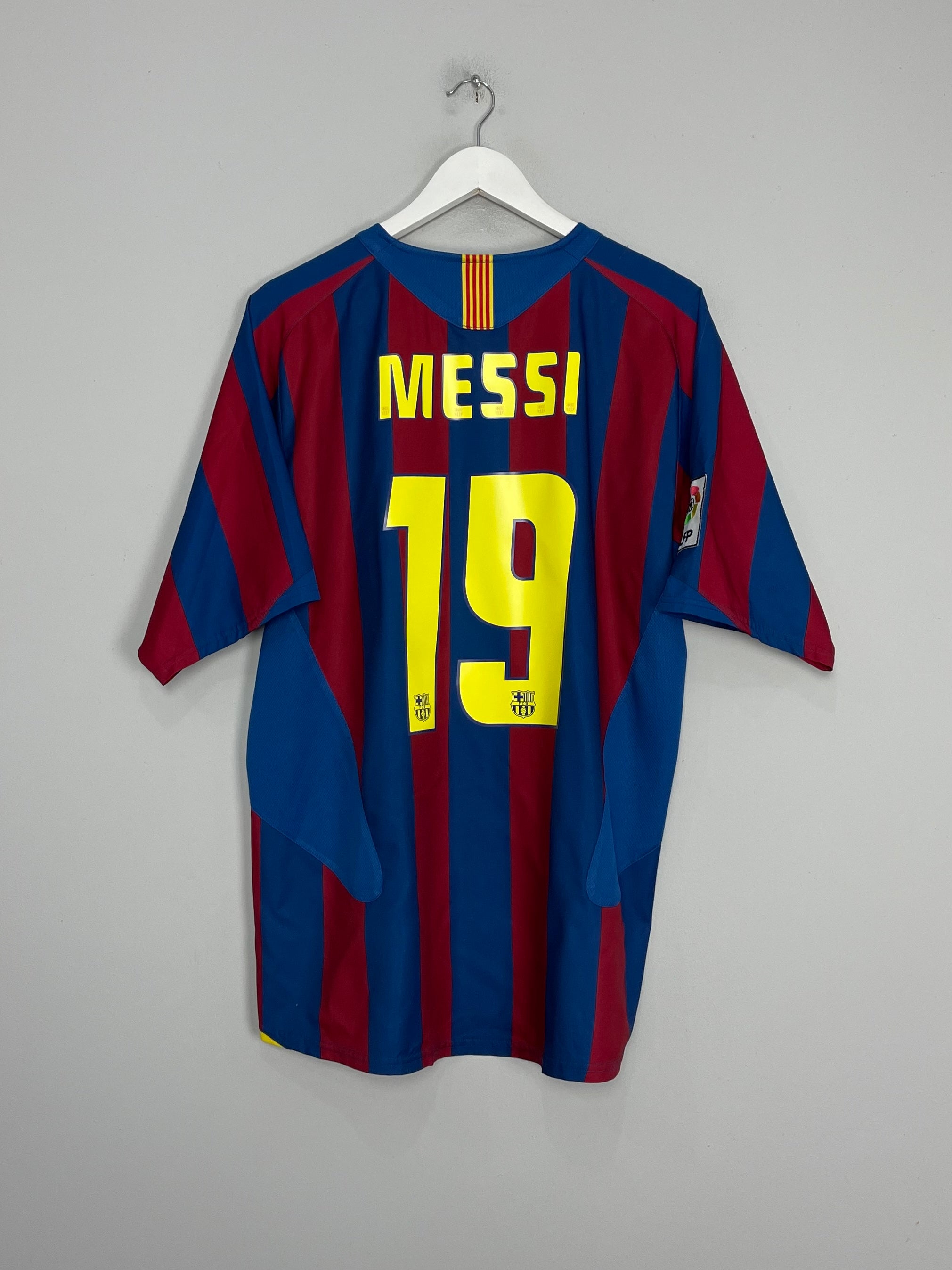 2005/06 BARCELONA MESSI #19 HOME SHIRT (L) NIKE