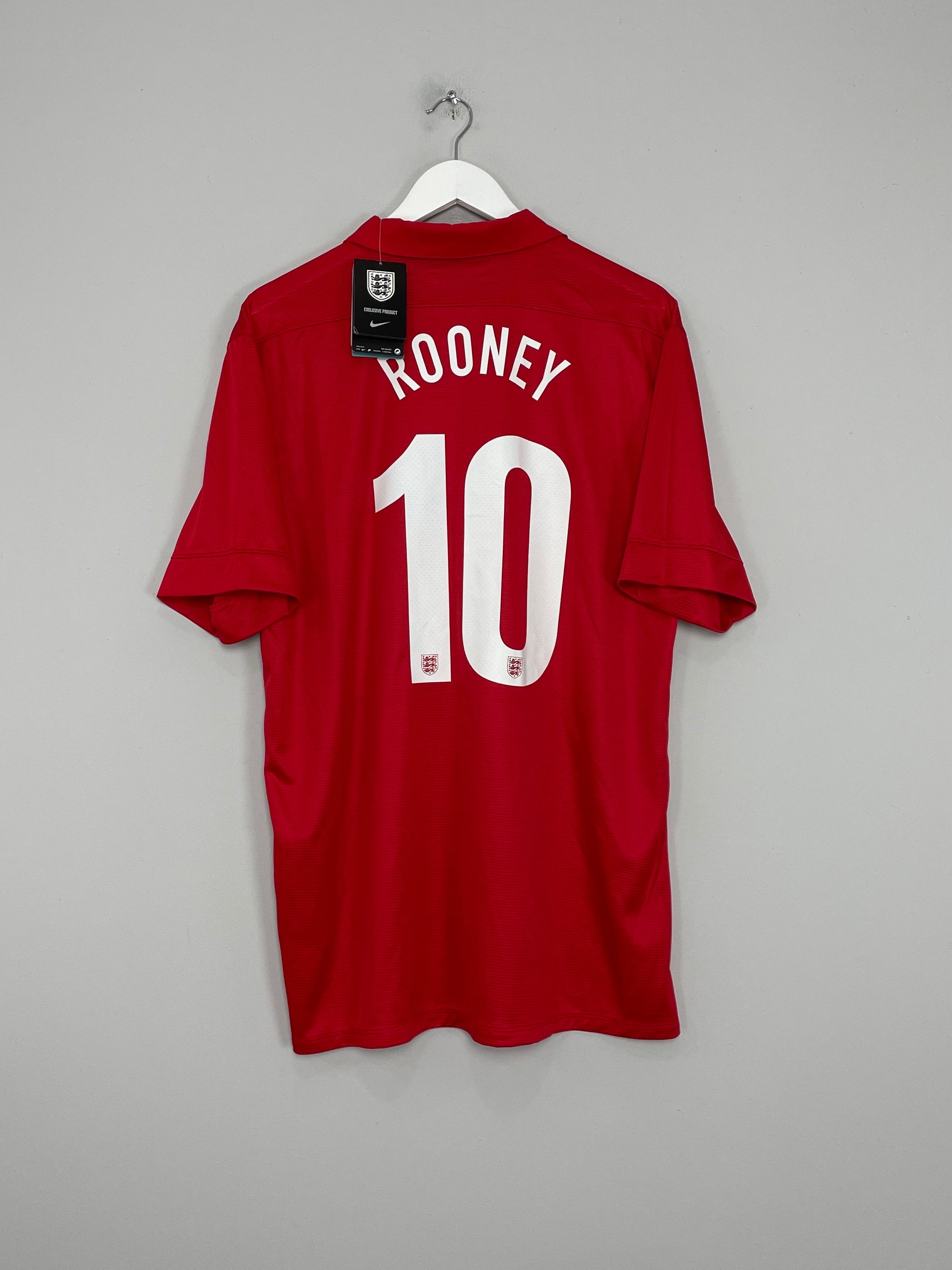 Image of the England shirt from the 2013/14 season