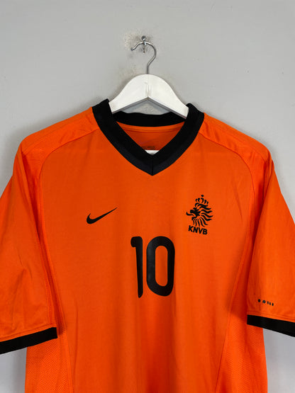 2000/02 NETHERLANDS BERGKAMP #10 HOME SHIRT (M) NIKE