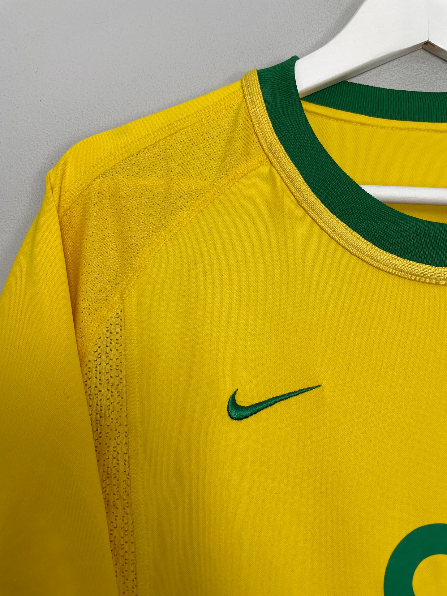 2000/02 BRAZIL RONALDO #9 HOME SHIRT (L) NIKE