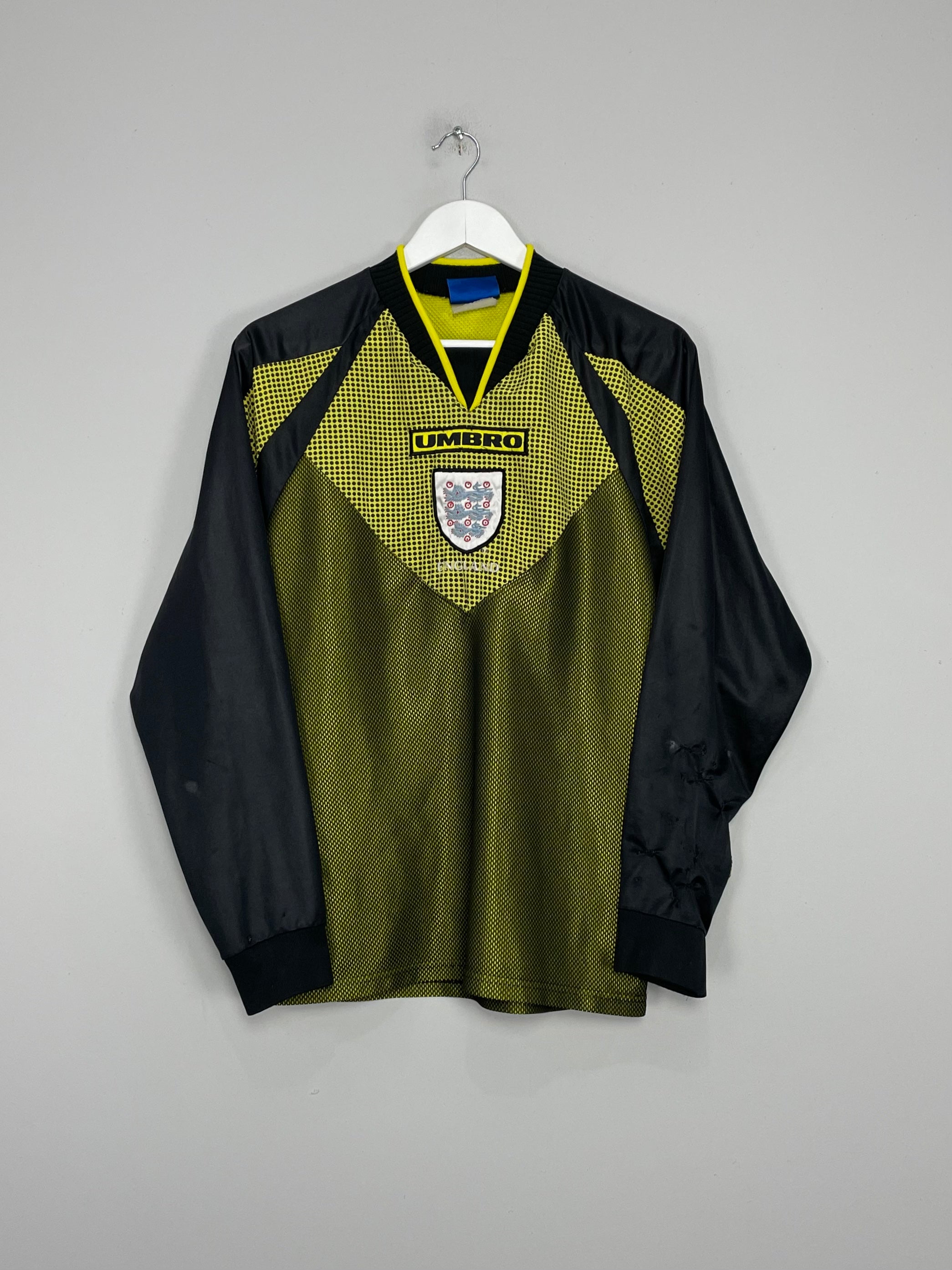 Image of the England shirt from the 1998/99 season