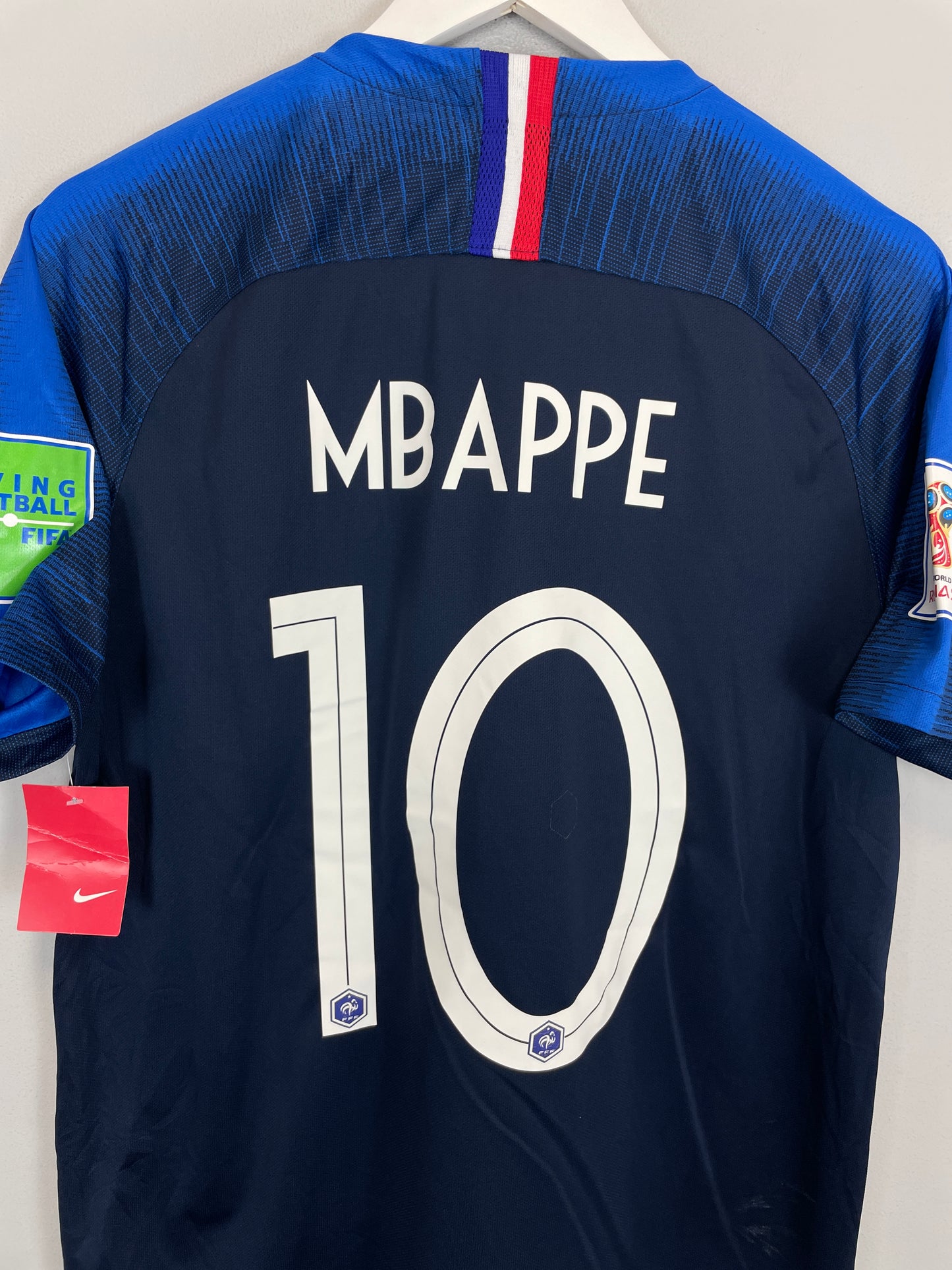 2018/19 FRANCE MBAPPE #10 *BNWT* HOME SHIRT (L) NIKE