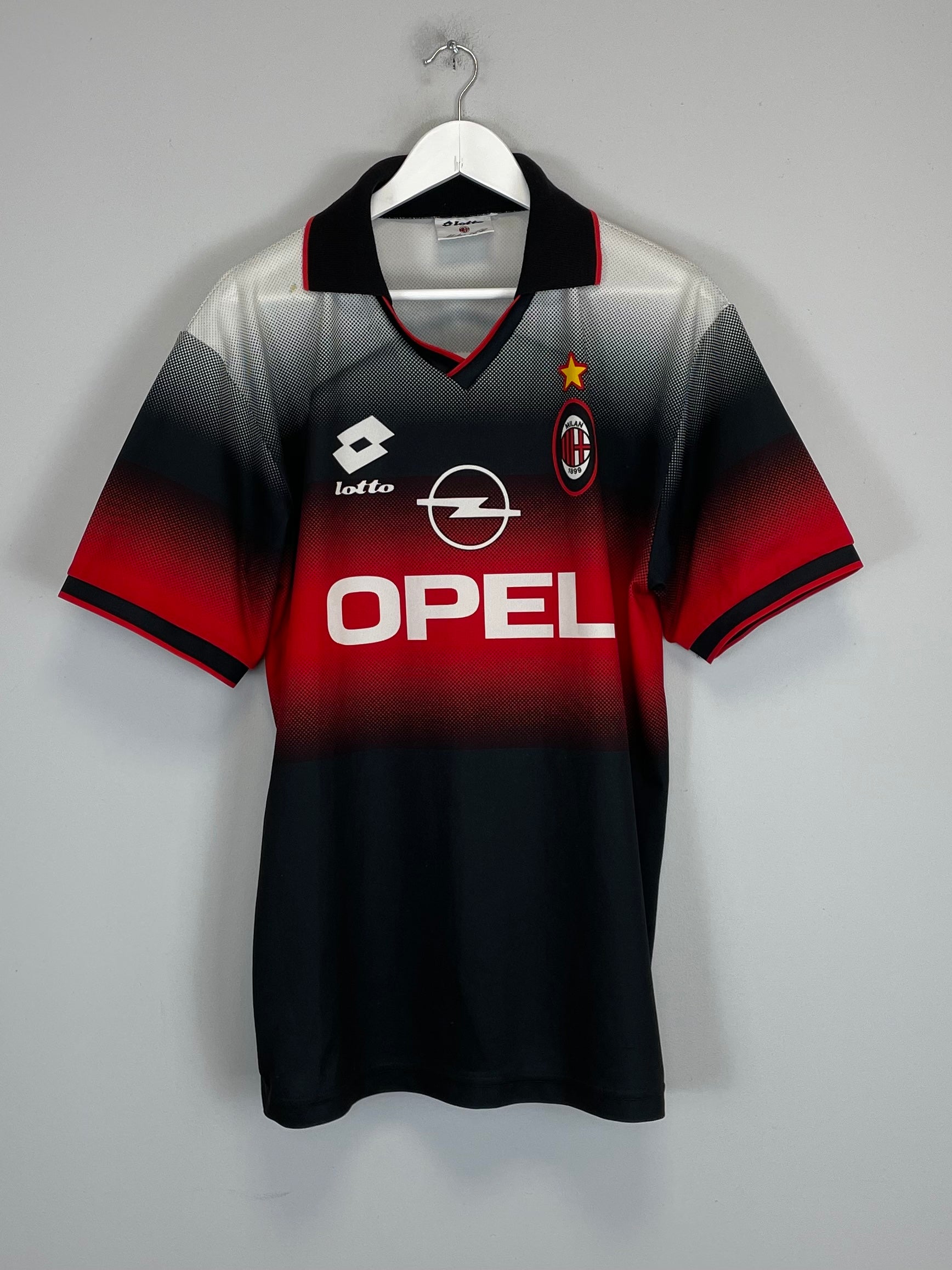 1995/96 AC MILAN TRAINING SHIRT (L) LOTTO