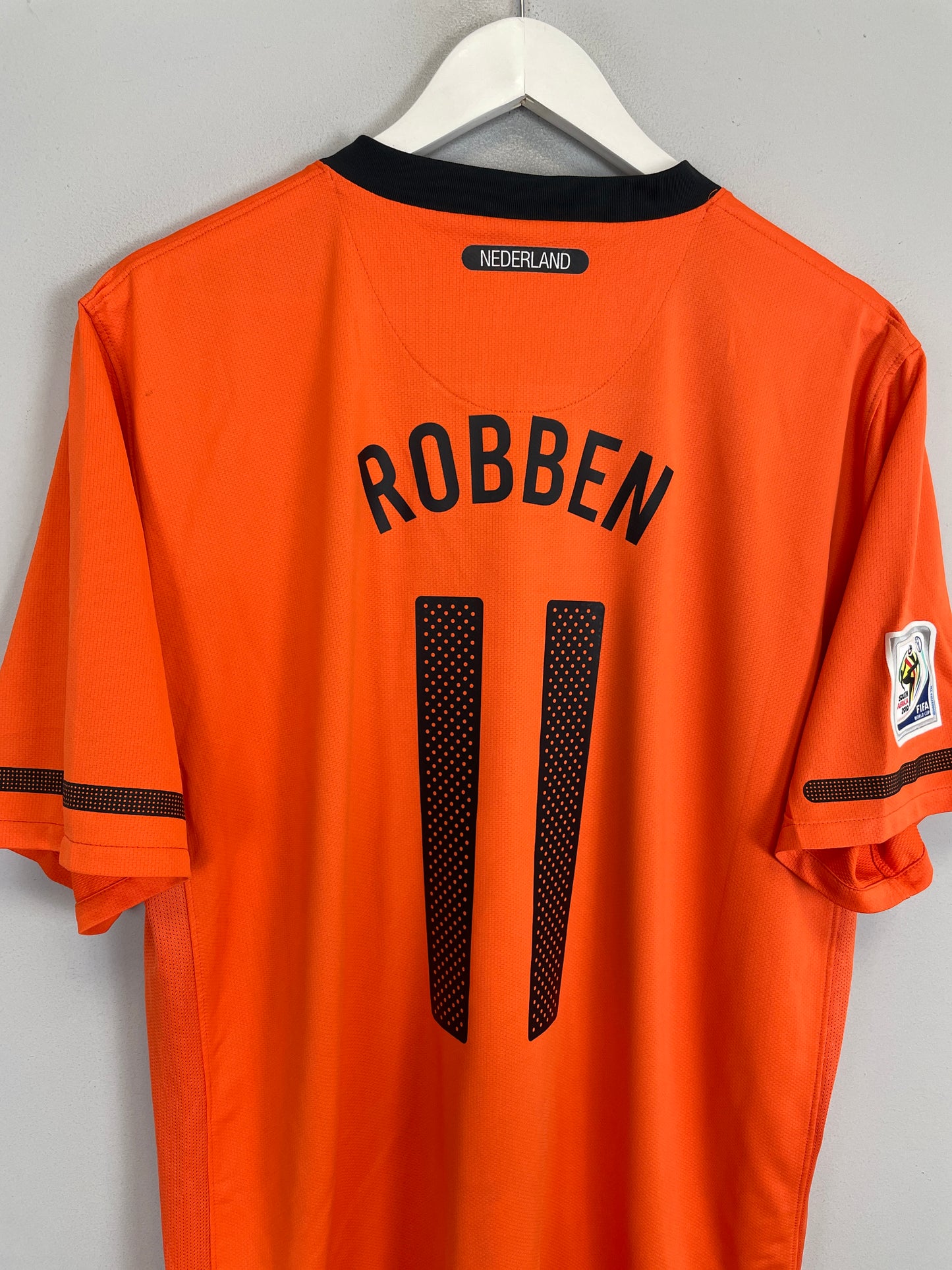 2010/11 NETHERLANDS ROBBEN #11 HOME SHIRT (XL) NIKE