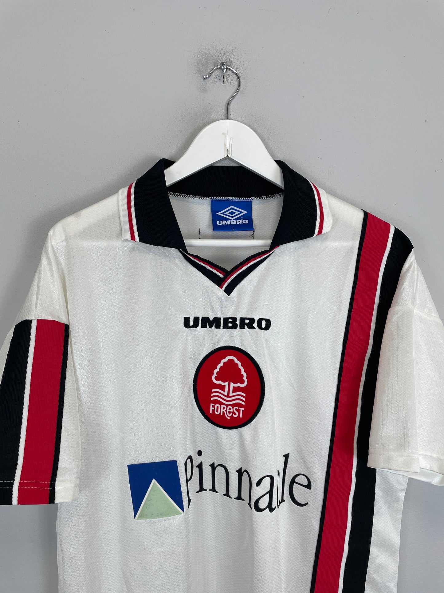 1997/00 NOTTINGHAM FOREST AWAY SHIRT (L) UMBRO