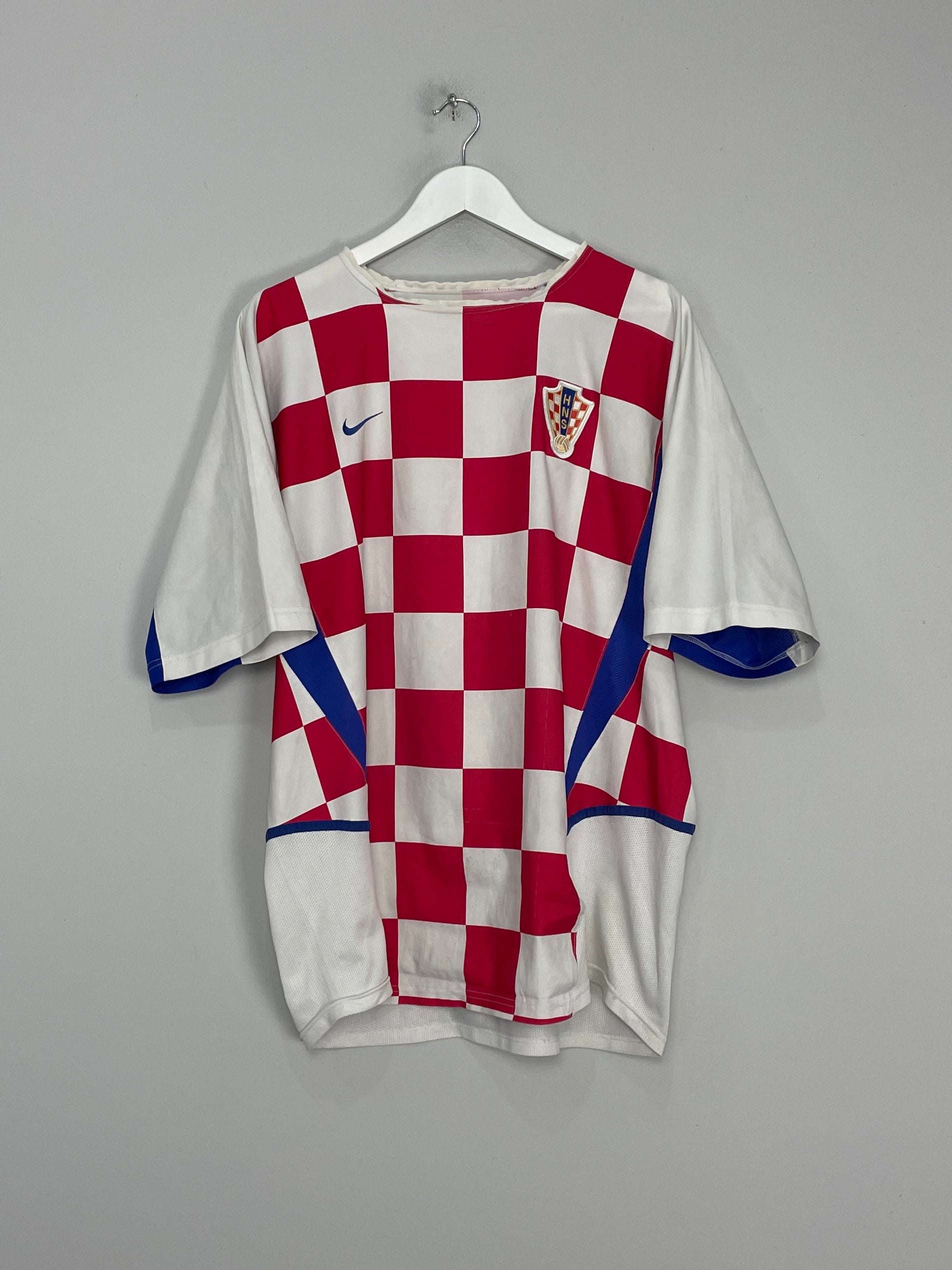 2002/04 CROATIA HOME SHIRT (XL) NIKE