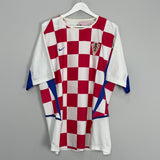 2002/04 CROATIA HOME SHIRT (XL) NIKE