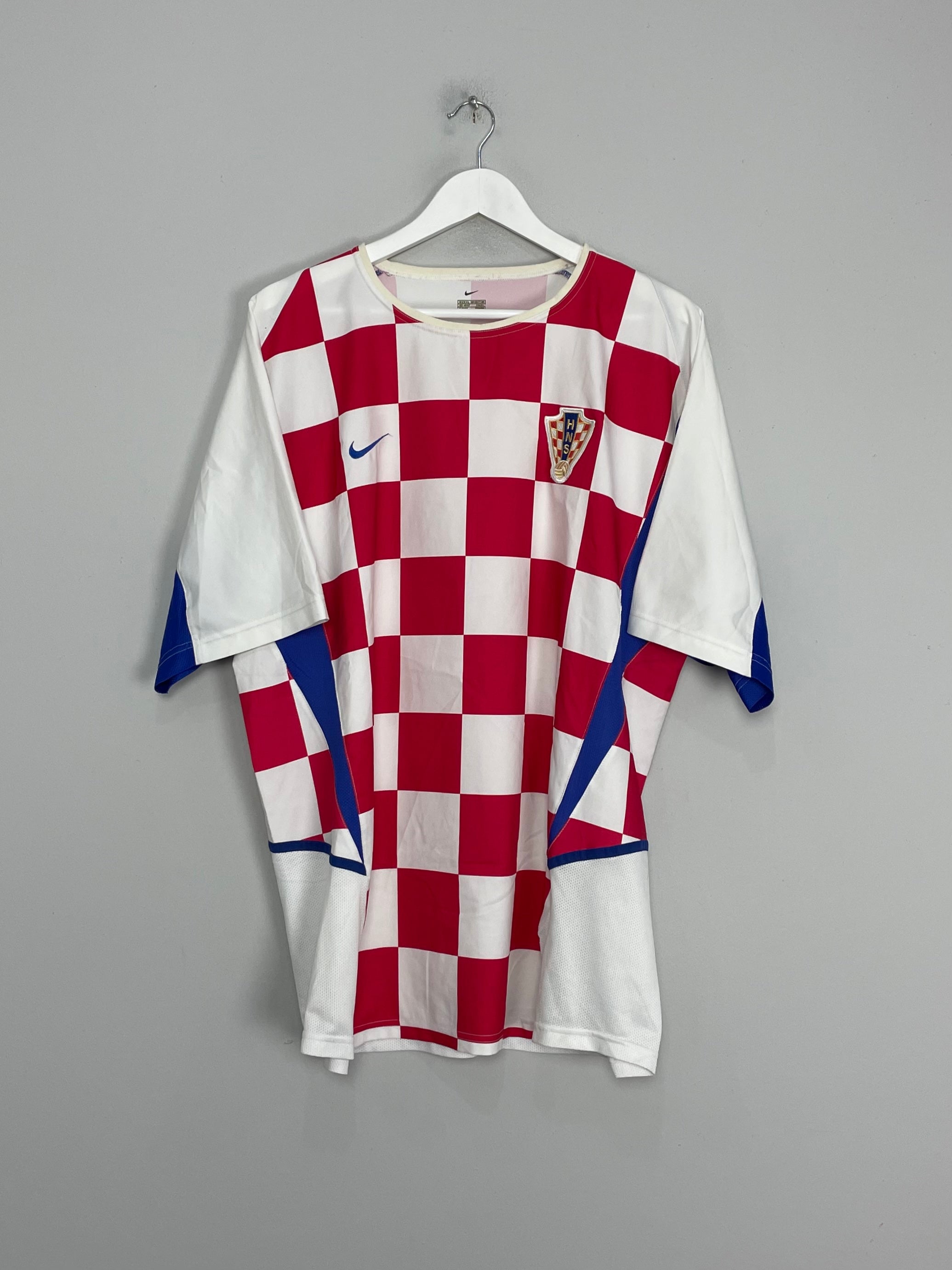 2002/04 CROATIA HOME SHIRT (XL) NIKE