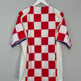 2004/06 CROATIA HOME SHIRT (L) NIKE