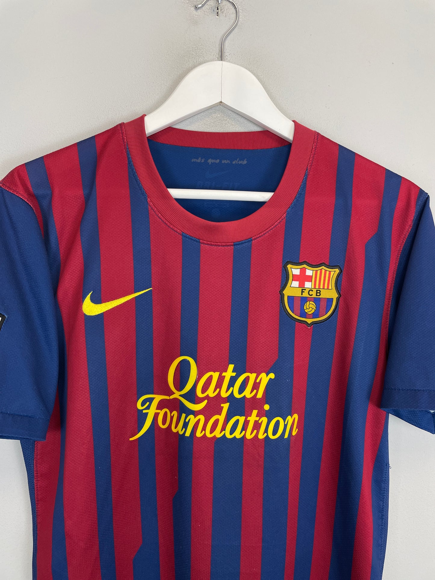 2011/12 BARCELONA DAVID VILLA #7 HOME SHIRT (M) NIKE