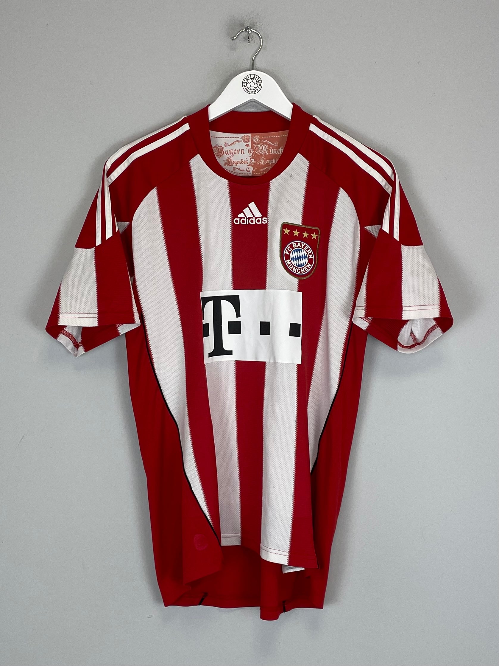 2010/11 BAYERN MUNICH HOME SHIRT (M) ADIDAS