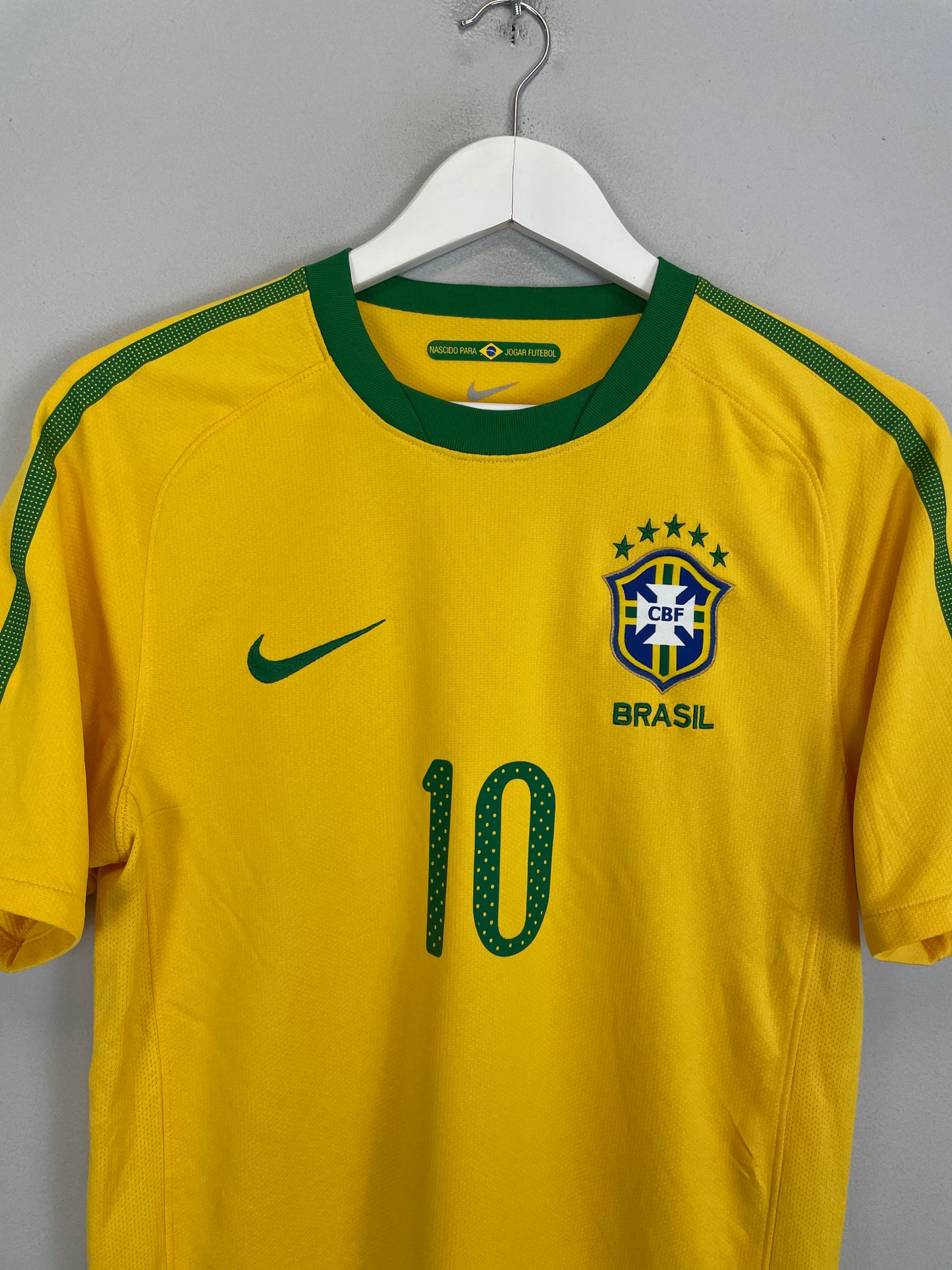 2010/12 BRAZIL KAKA #10 HOME SHIRT (S) NIKE