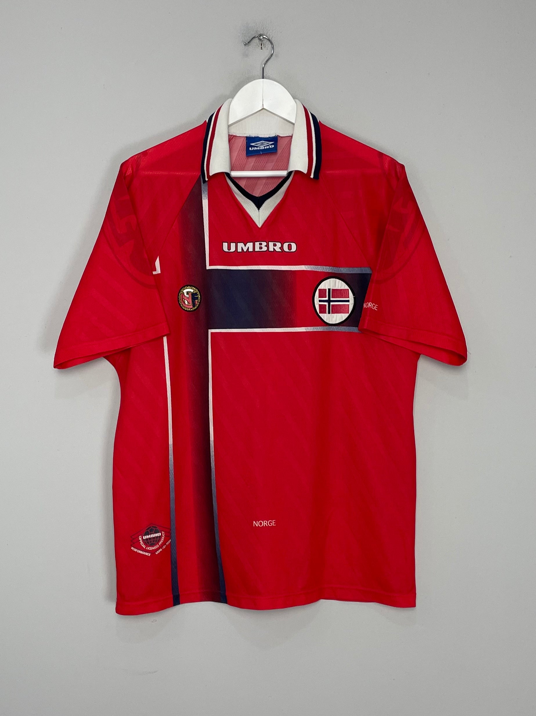 1997/98 NORWAY HOME SHIRT (L) UMBRO