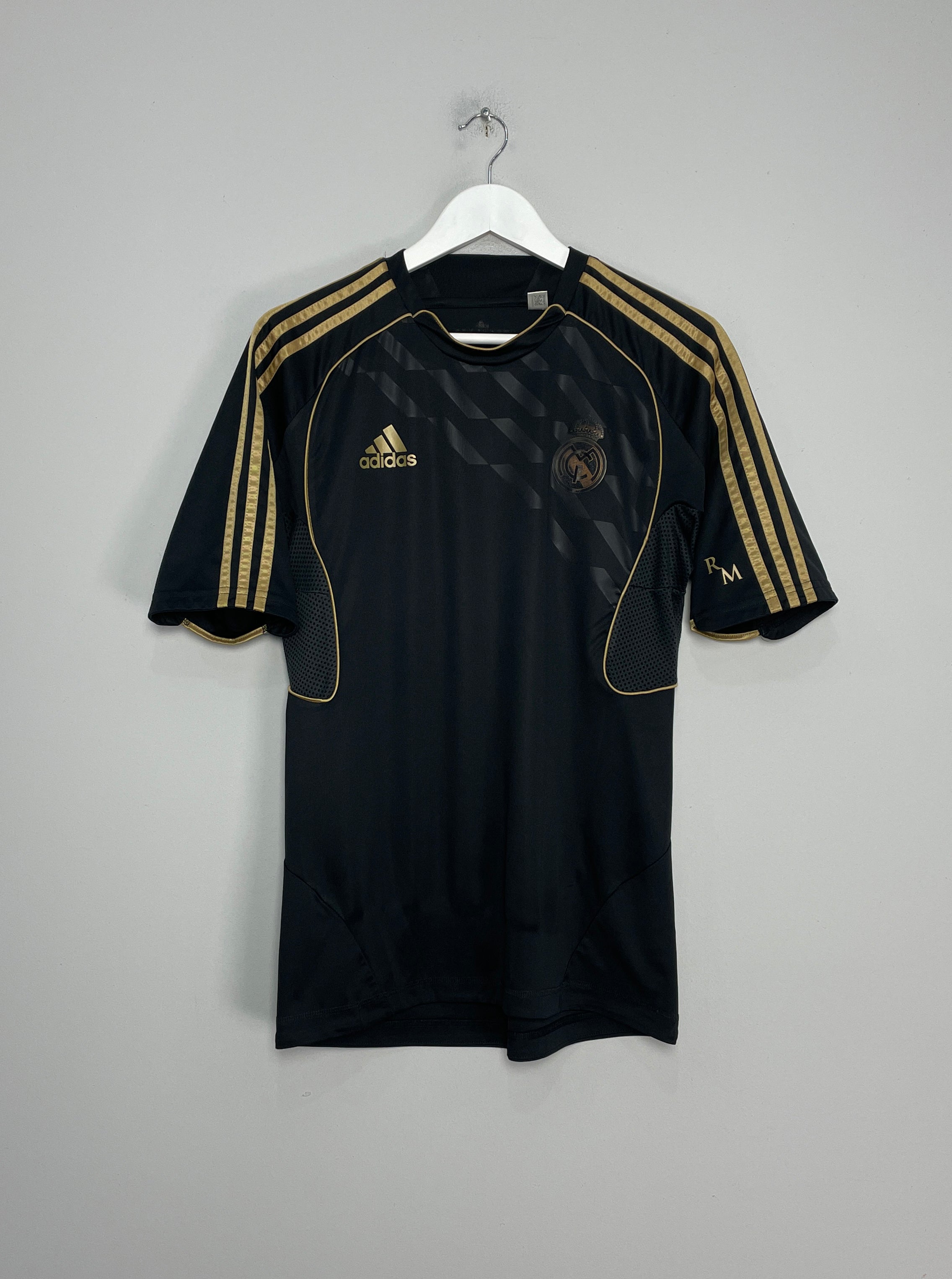 2011/12 REAL MADRID TRAINING SHIRT (M) ADIDAS