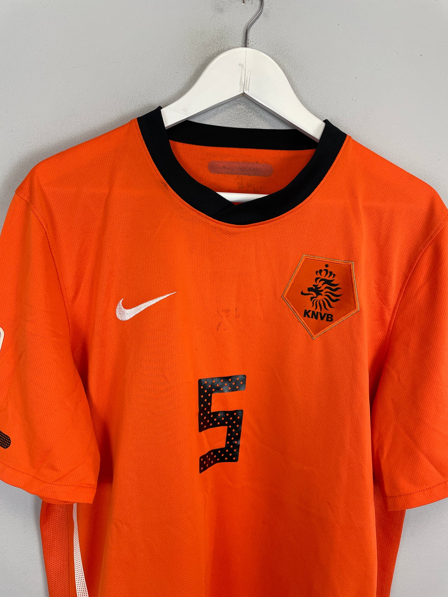 2010/11 NETHERLANDS VAN BRONCKHORST #5 HOME SHIRT (M) NIKE