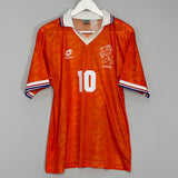 1994 NETHERLANDS BERGKAMP #10 HOME SHIRT (M) LOTTO