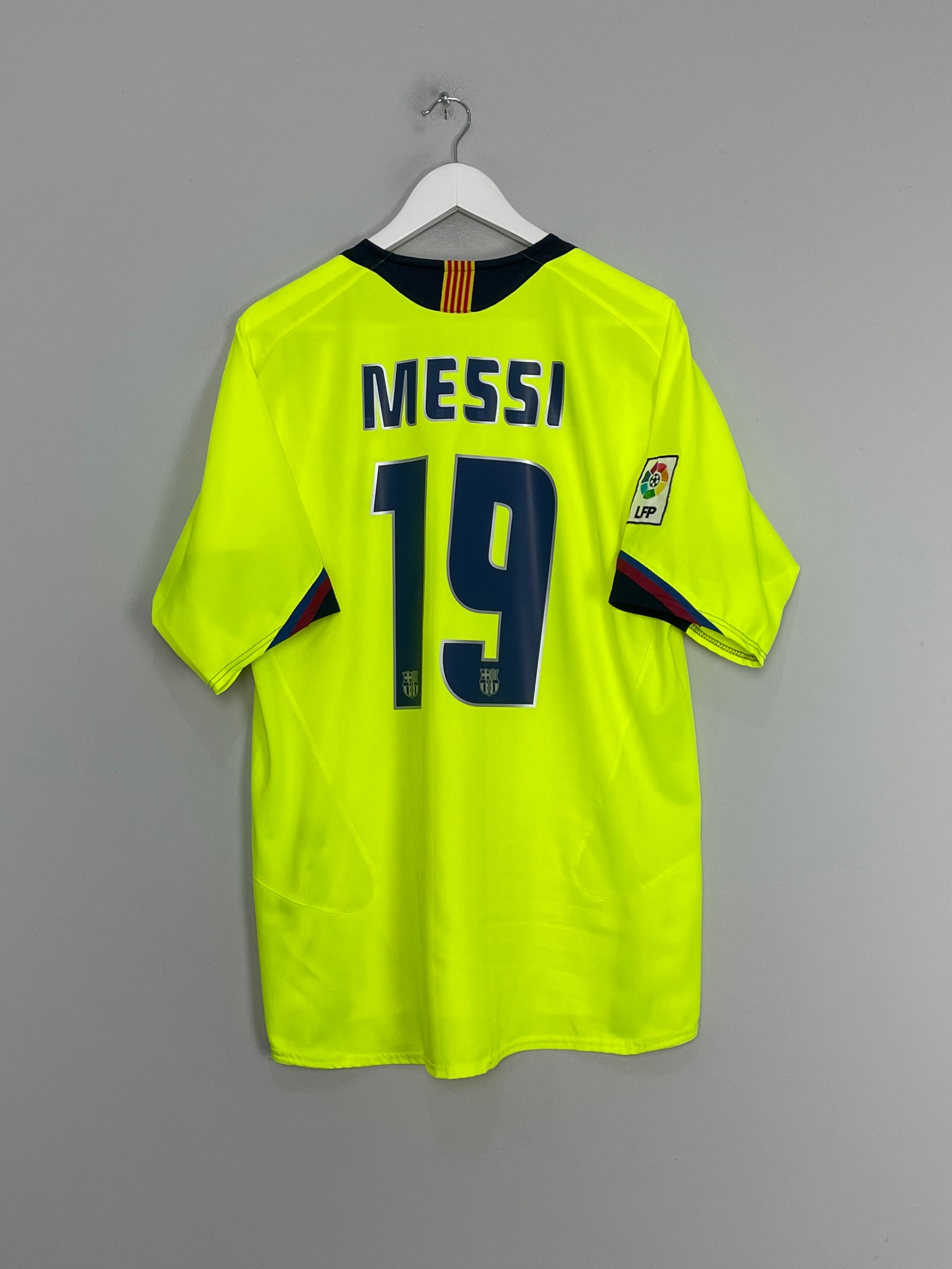 2005/06 BARCELONA MESSI #19 AWAY SHIRT (L) NIKE