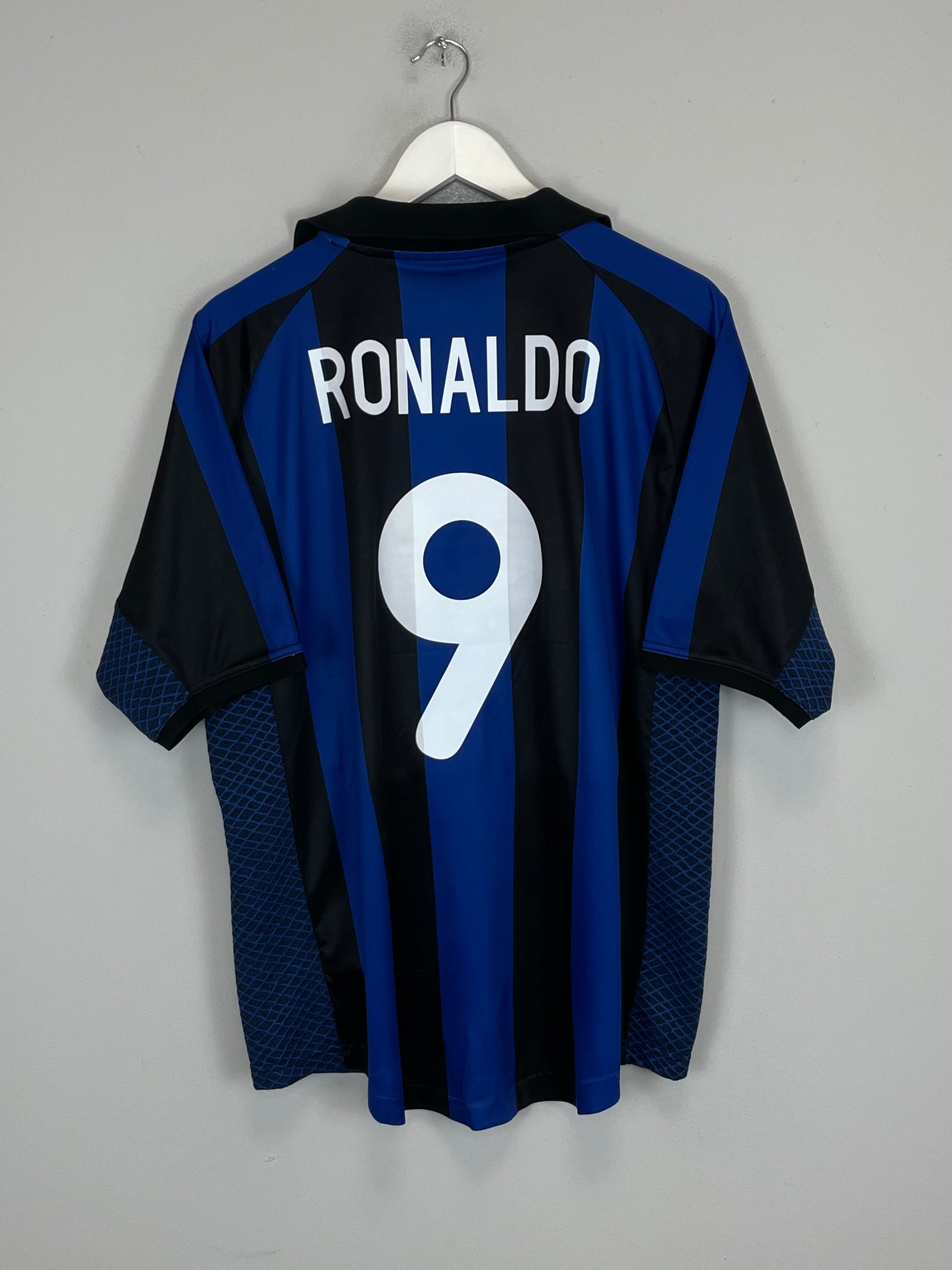 2001/02 INTER MILAN RONALDO #9 HOME SHIRT (L) NIKE