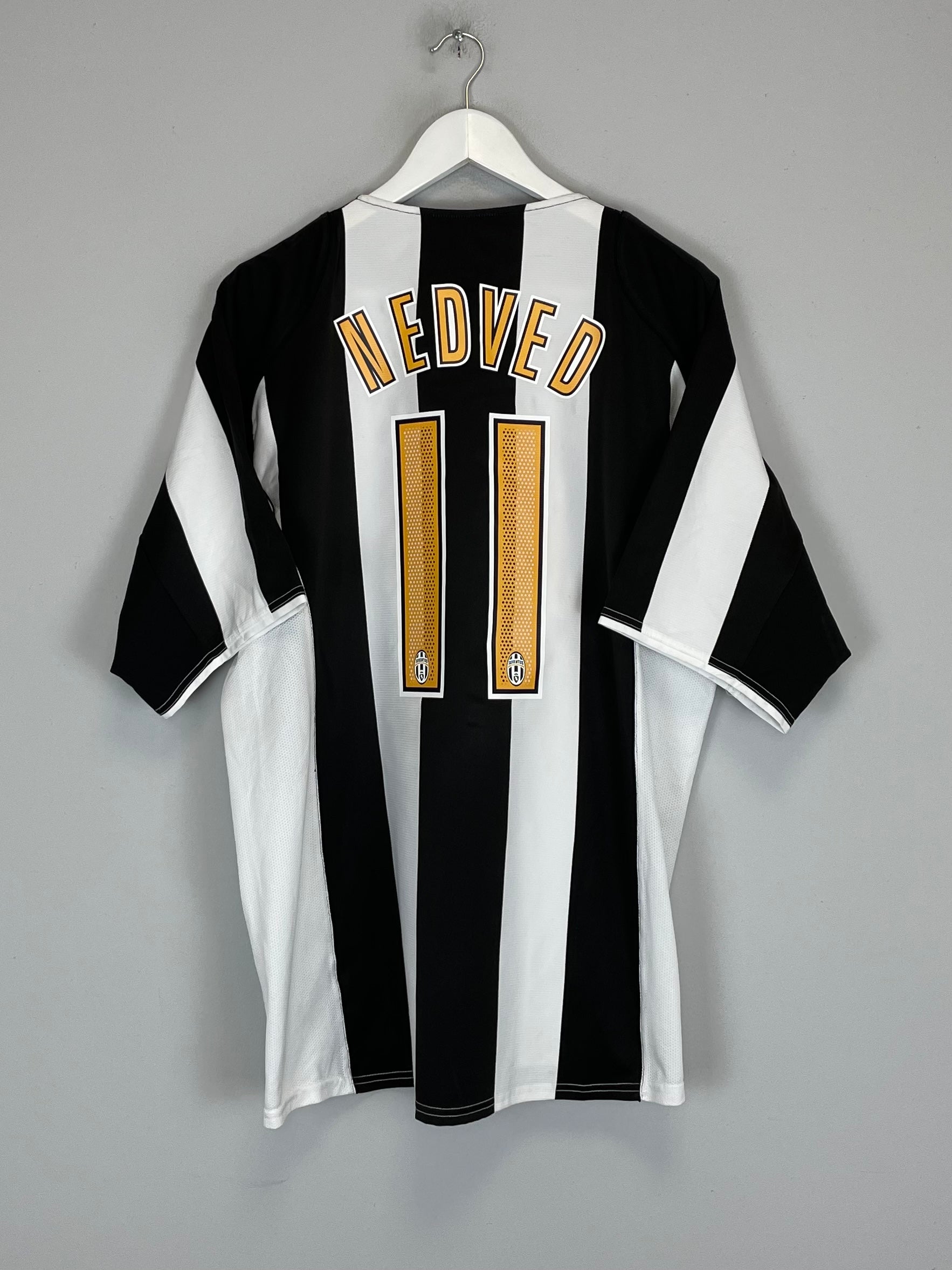 2004/05 JUVENTUS NEDVED #11 HOME SHIRT (XL) NIKE