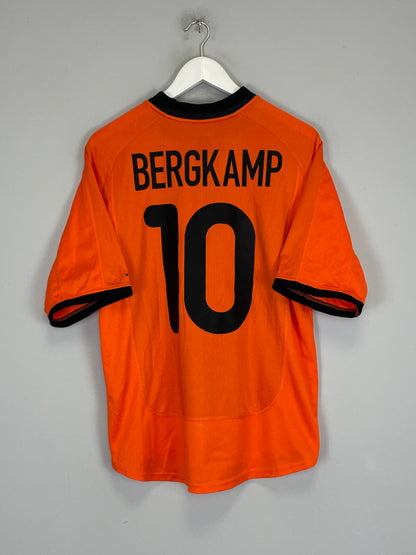 2000/02 NETHERLANDS BERGKAMP #10 HOME SHIRT (M) NIKE