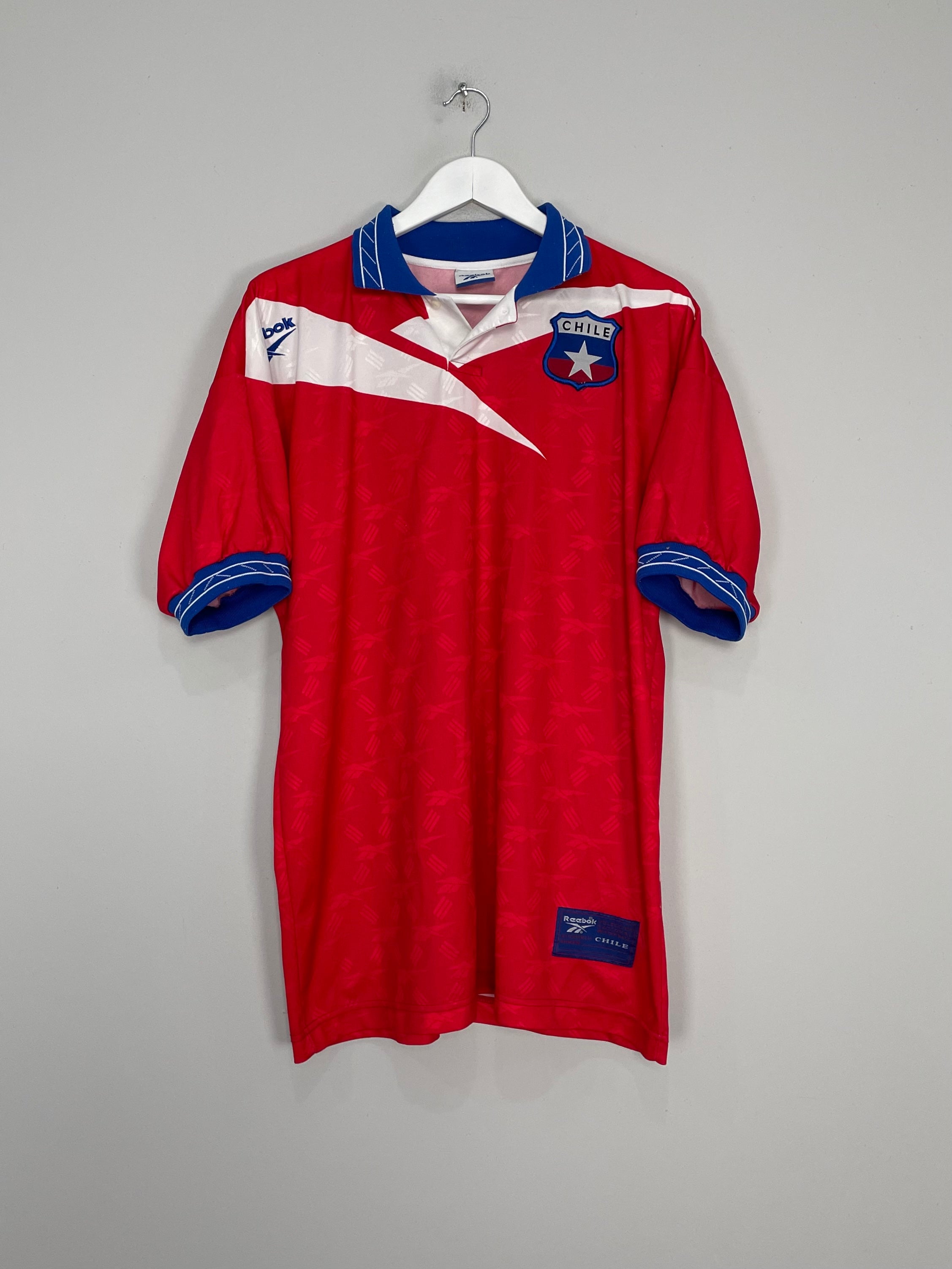 Image of the Chile shirt from the 1997/99 season