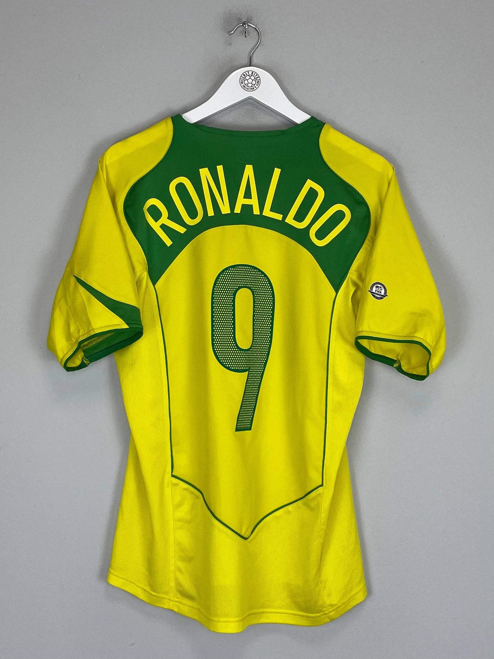 2004/06 BRAZIL RONALDO #9 HOME SHIRT (M) NIKE