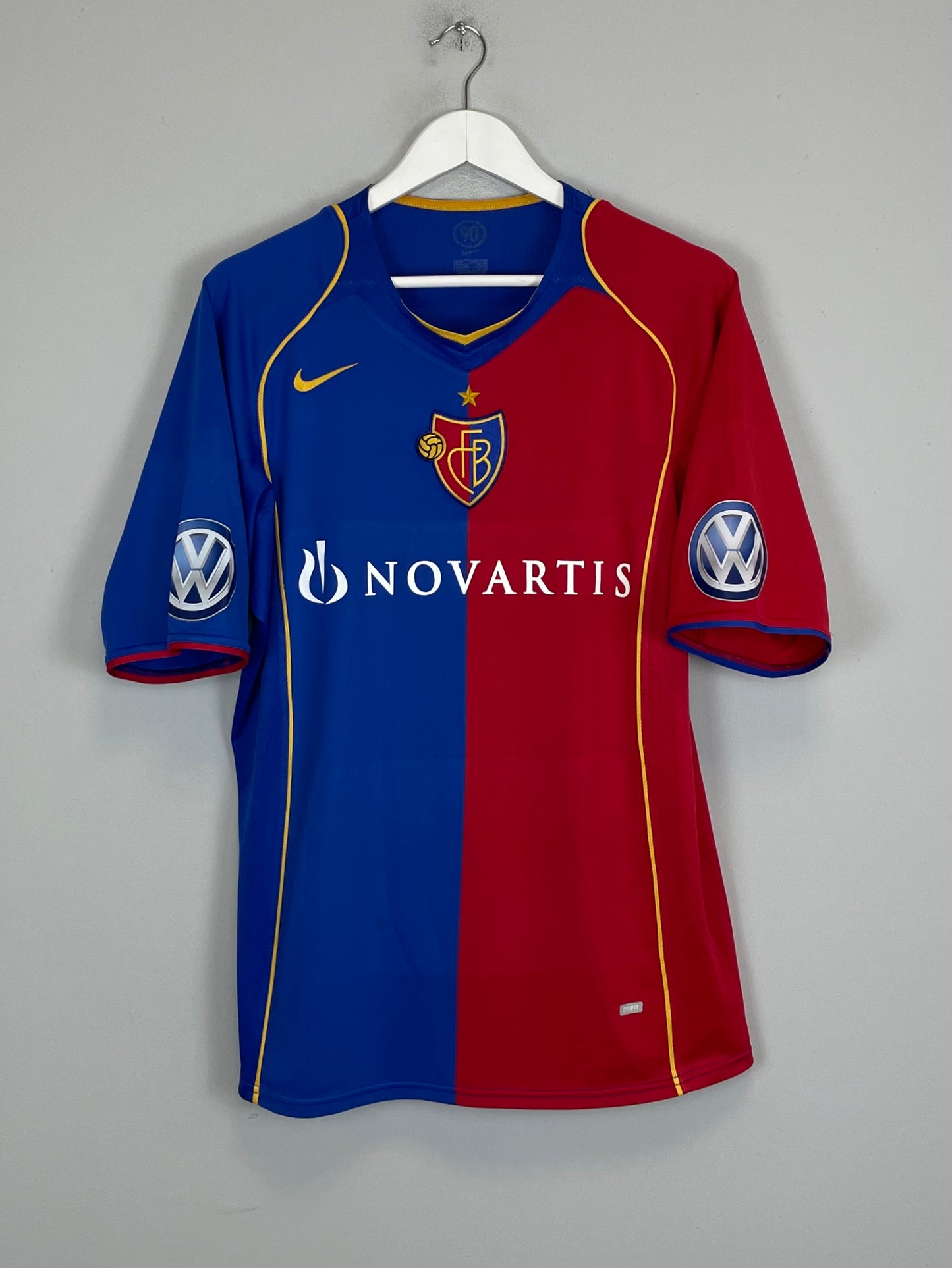 2004/06 FC BASEL HOME SHIRT (M) NIKE