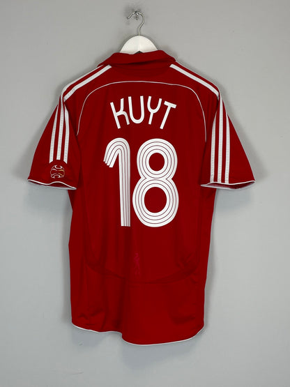 2006/07 LIVERPOOL KUYT #18 HOME SHIRT (M) ADIDAS