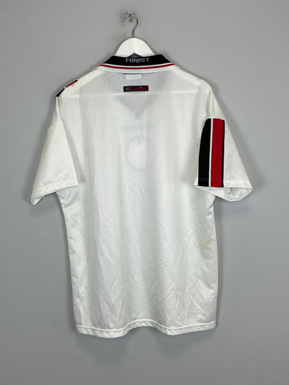 1997/00 NOTTINGHAM FOREST AWAY SHIRT (L) UMBRO