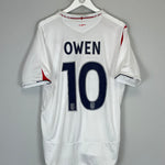 2006 ENGLAND OWEN #10 HOME SHIRT (L) UMBRO