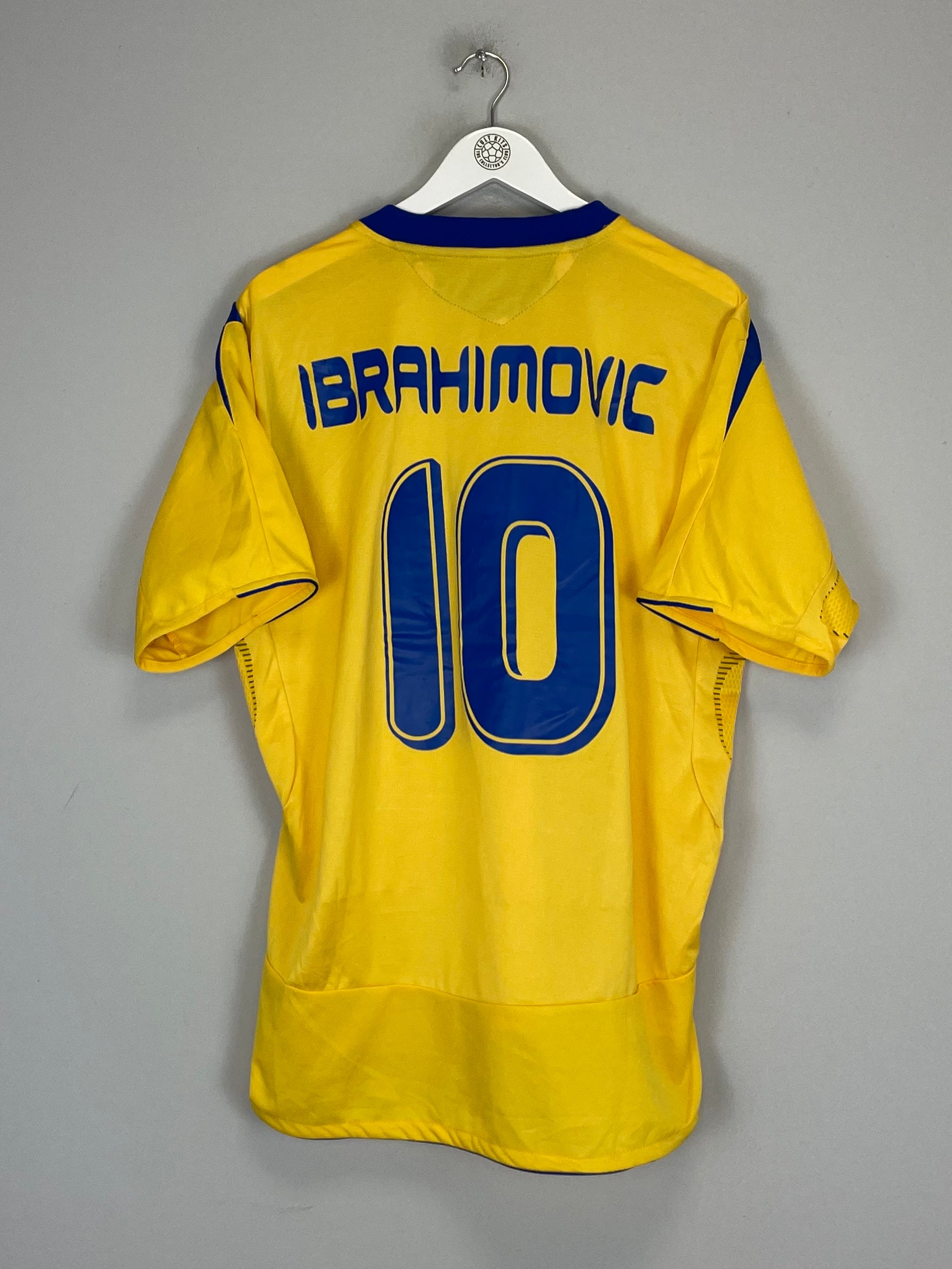 2004/05 SWEDEN IBRAHIMOVIC #10 HOME SHIRT (XL) UMBRO