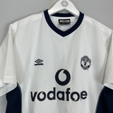 2000/01 MANCHESTER UNITED TRAINING SHIRT (M) UMBRO