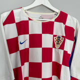 2002/04 CROATIA HOME SHIRT (XL) NIKE