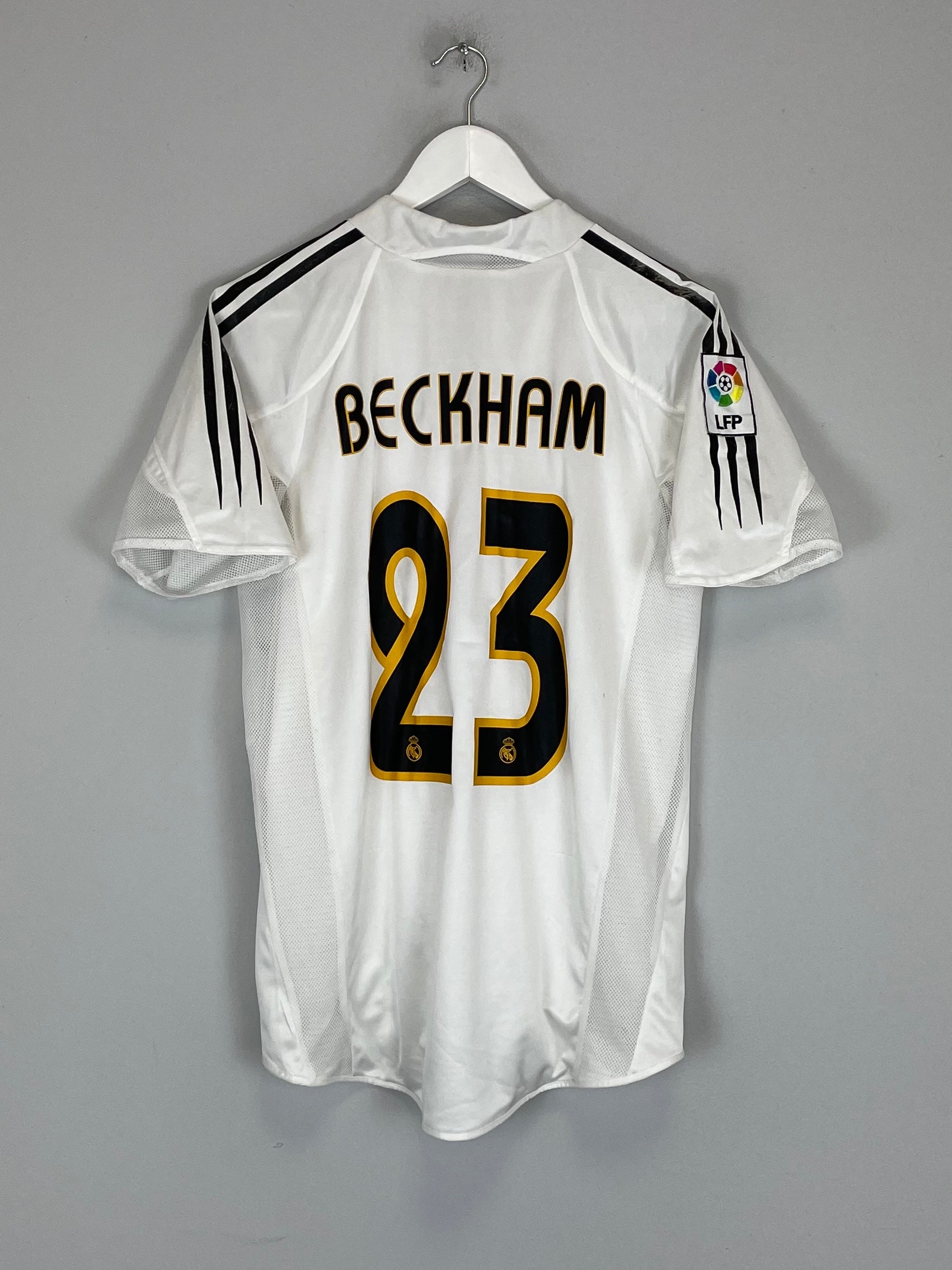 2004/05 REAL MADRID BECKHAM #23 HOME SHIRT (M) ADIDAS