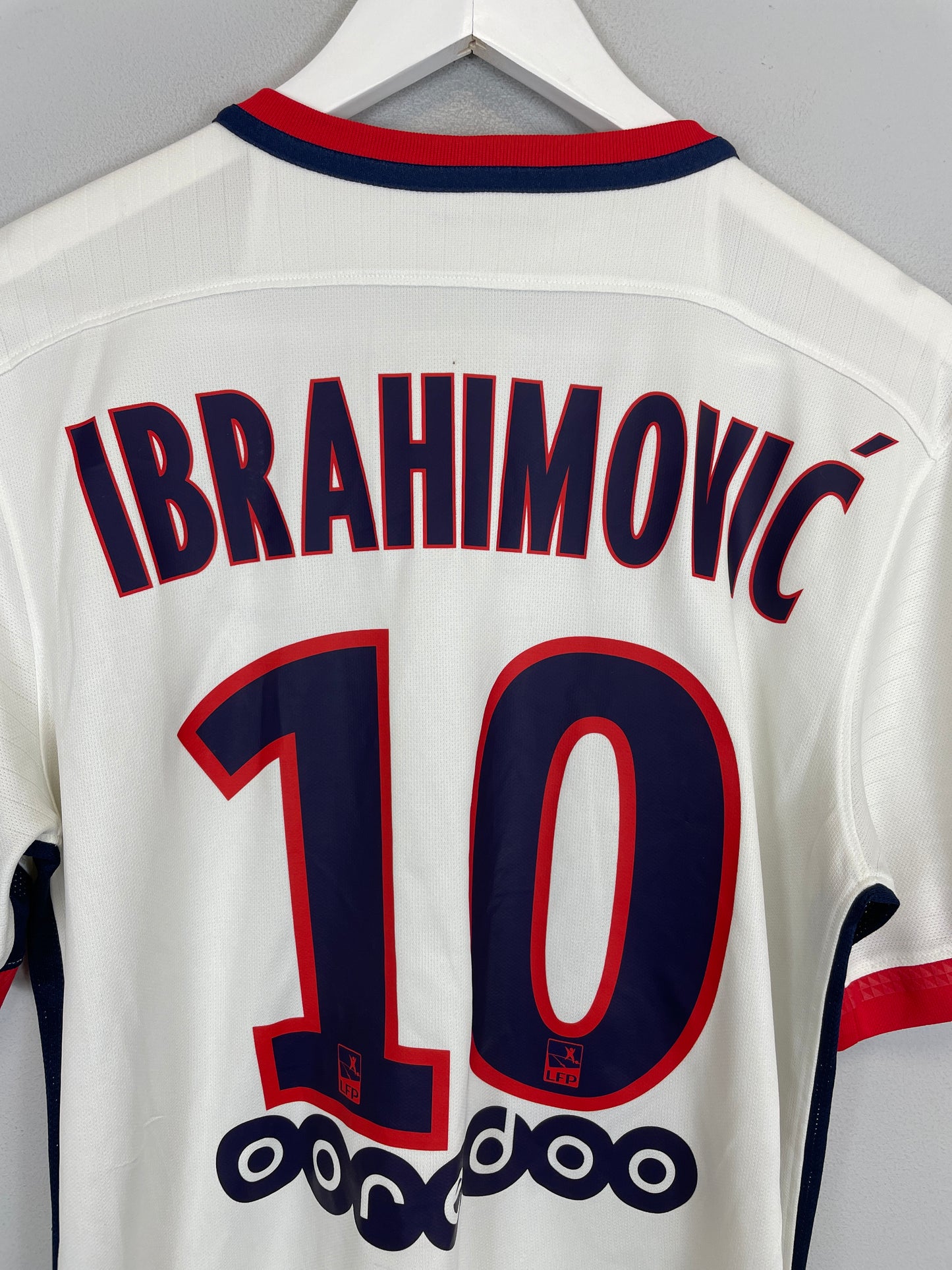 2015/16 PSG IBRAHIMOVIC #10 AWAY SHIRT (M) NIKE