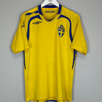 2007/09 SWEDEN HOME SHIRT (M) UMBRO