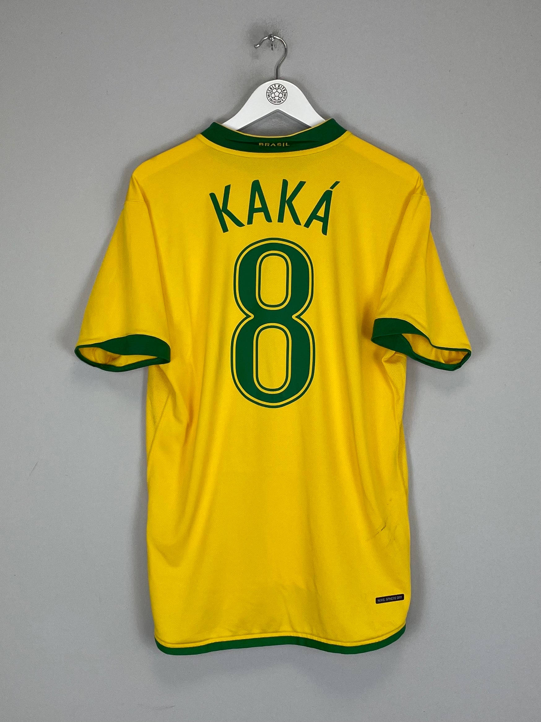 2006/08 BRAZIL KAKA #8 HOME SHIRT (L) NIKE