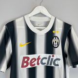 2011/12 JUVENTUS IAQUINTA #9 HOME SHIRT (S) NIKE