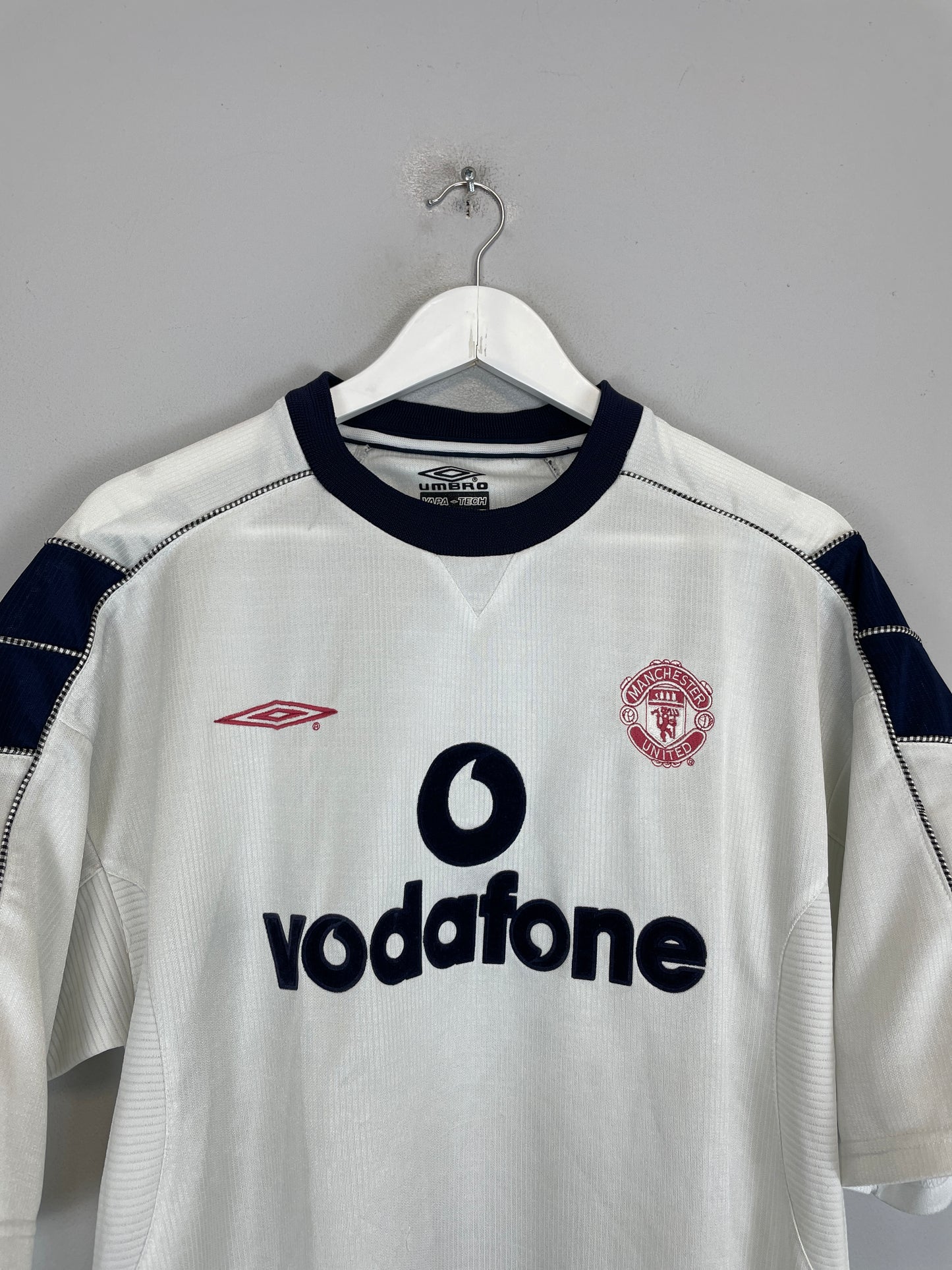 2000/01 MANCHESTER UNITED AWAY SHIRT (L) UMBRO