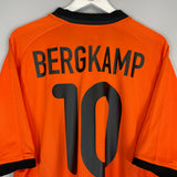 2000/02 NETHERLANDS BERGKAMP #10 HOME SHIRT (L) NIKE