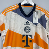 2022/23 BAYERN MUNICH MANE #17 *BNWT* FOURTH SHIRT (M) ADIDAS