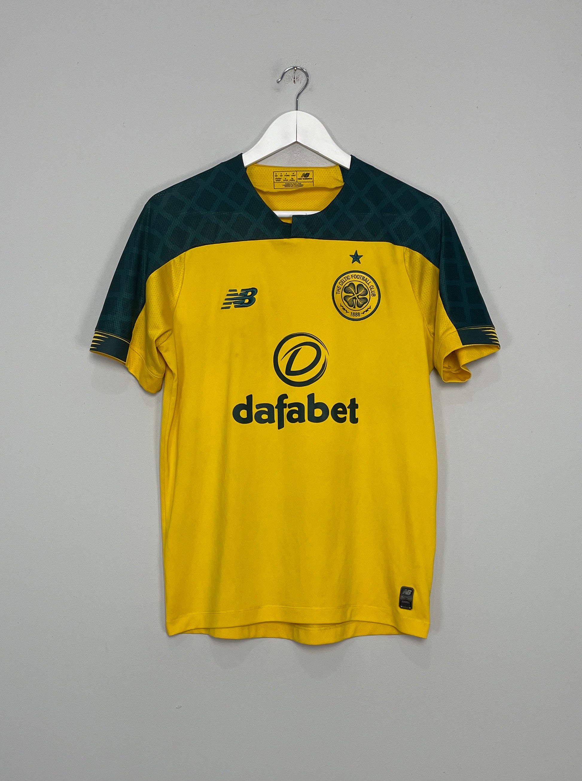 Celtic 2015-16 GK 2 Kit