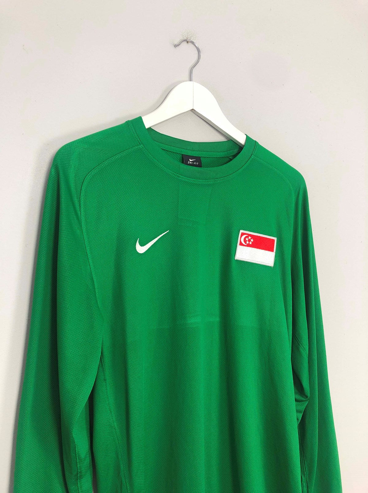 Nike sales shirt singapore